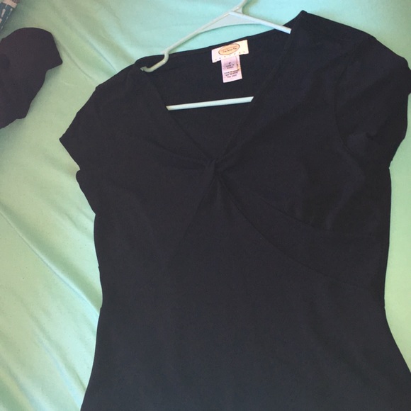 A black blouse! Brand new never worn!! - Picture 1 of 2